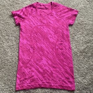 lululemon pow pink camp top!